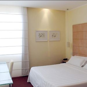 B&B Hotel Calenzano First